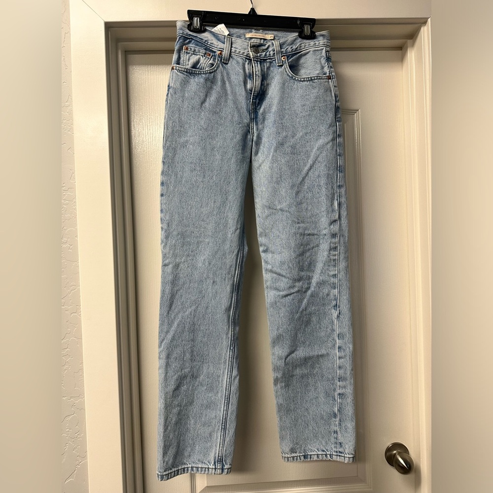 Levi’s Women’s Jeans - Low Pro Straight - W25